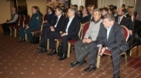 В Большом конференц-зале Конгресс-отеля «Меридиан» города Мурманска состоялась рабочая встреча